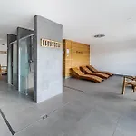 Wellness Pila Lägenhet *