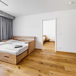 Wellness Pila Lägenhet *